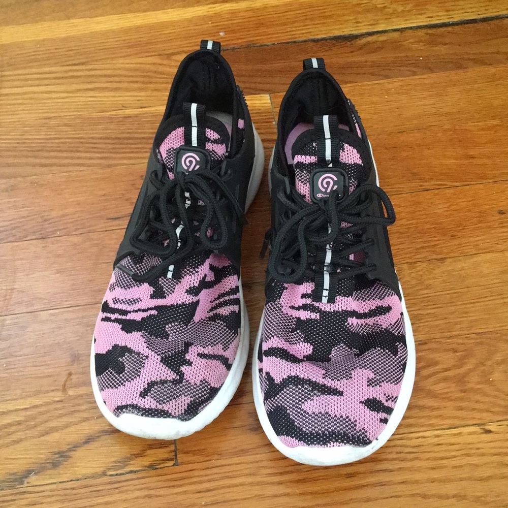 Size 5 Champion Women’s Tennis Shoes